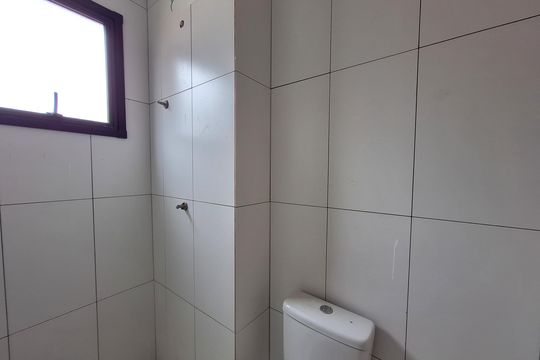 Banheiro Corredor de apartamento para alugar com 3 quartos, 161m² em Vila Guiomar, Santo André