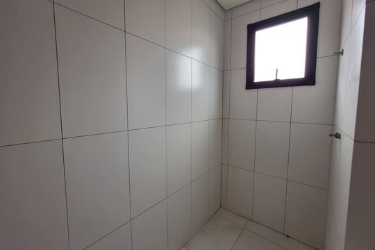 Banheiro Corredor de apartamento para alugar com 3 quartos, 161m² em Vila Guiomar, Santo André