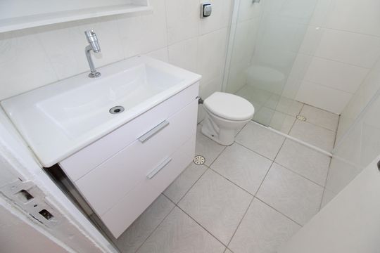 Banheiro de apartamento para alugar com 2 quartos, 60m² em Jardim Matarazzo, São José dos Campos