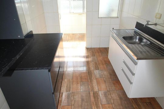 Cozinha de apartamento para alugar com 2 quartos, 60m² em Jardim Matarazzo, São José dos Campos