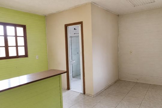 Sala / Cozinha  de casa para alugar com 1 quarto, 39m² em Esmeralda, Viamão