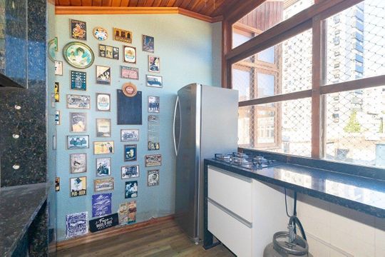 Cobertura de apartamento para alugar com 3 quartos, 140m² em Petrópolis, Porto Alegre