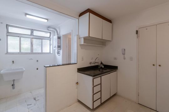 Cozinha de apartamento para alugar com 3 quartos, 90m² em Vila Nova Conceição, São Paulo
