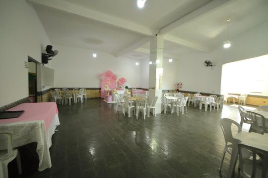 Área comum de casa à venda com 3 quartos, 600m² em Parque Selecta, São Bernardo do Campo