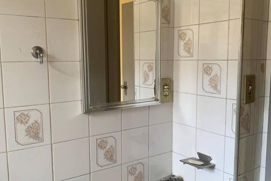 Banheiro de apartamento para alugar com 2 quartos, 50m² em Praça Seca, Rio de Janeiro