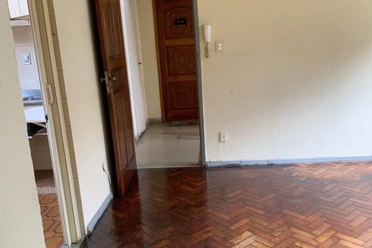 Sala de apartamento para alugar com 2 quartos, 50m² em Praça Seca, Rio de Janeiro