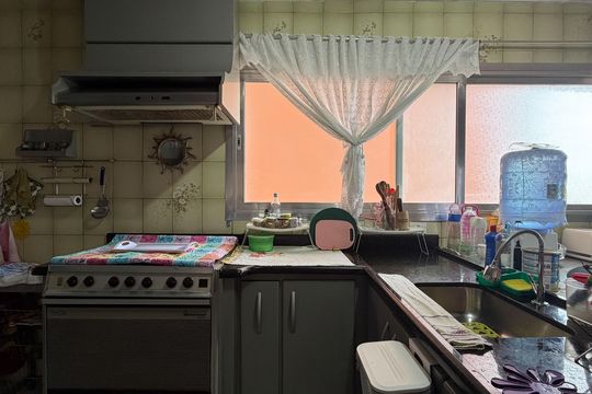 Cozinha de apartamento para alugar com 4 quartos, 220m² em Gonzaga, Santos