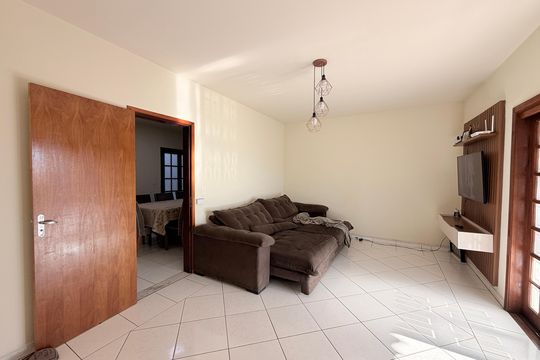 Sala de casa à venda com 3 quartos, 186m² em Vila Aparecida, Jundiaí