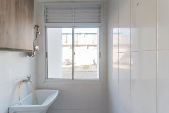 Área de Serviço de apartamento para alugar com 3 quartos, 73m² em Vila Sao Sebastiao, Mogi das Cruzes