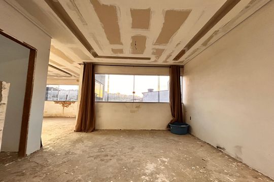Casa à venda com 2 quartos, 132m² em Arvoredo, Contagem