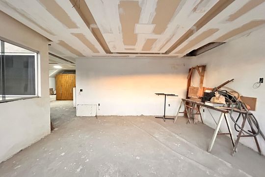 Casa à venda com 2 quartos, 132m² em Arvoredo, Contagem