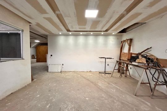 Casa à venda com 2 quartos, 132m² em Arvoredo, Contagem