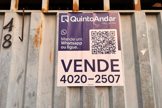 Casa à venda com 2 quartos, 132m² em Arvoredo, Contagem