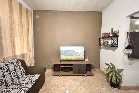Casa à venda com 2 quartos, 132m² em Arvoredo, Contagem
