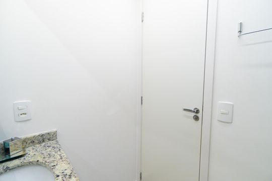 Banheiro da Suíte de kitnet/studio para alugar com 1 quarto, 28m² em Chácara Inglesa, São Paulo