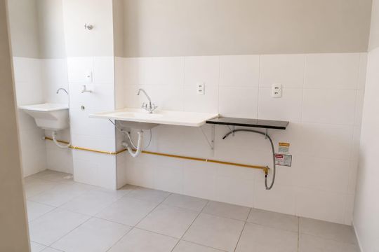 Cozinha de apartamento para alugar com 2 quartos, 55m² em Chácara São Pedro, Aparecida de Goiânia