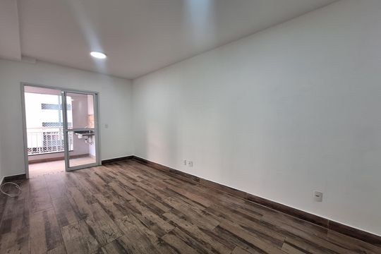 Sala  de apartamento para alugar com 2 quartos, 65m² em Campestre, Santo André
