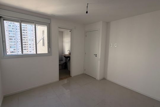 Suíte de apartamento à venda com 2 quartos, 62m² em Setor Bueno, Goiânia