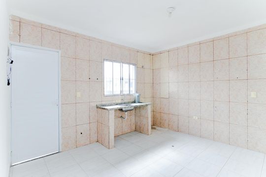 Cozinha de apartamento para alugar com 2 quartos, 65m² em Parque Flamengo, Guarulhos