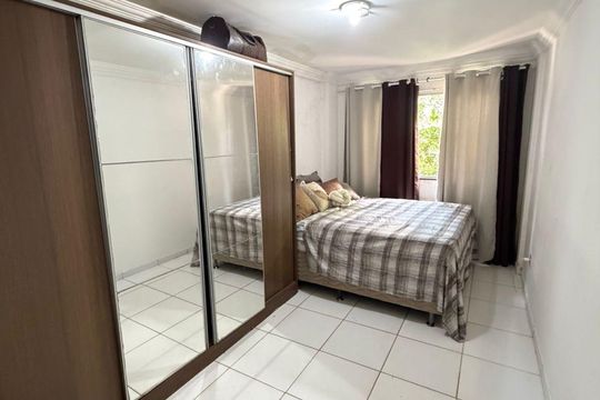 Quarto de apartamento para alugar com 2 quartos, 75m² em Pernambués, Salvador