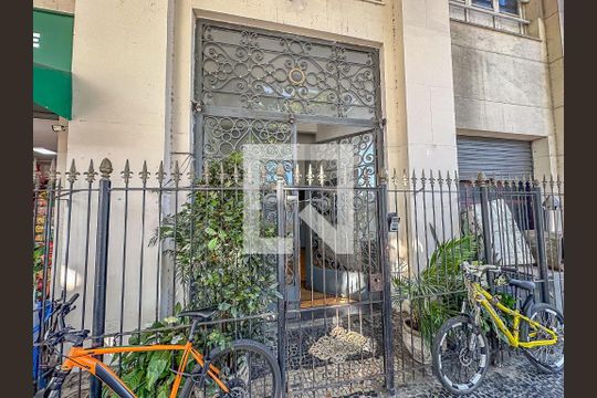 Fachada de apartamento para alugar com 1 quarto, 43m² em Centro, Rio de Janeiro