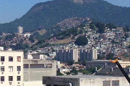 Vista da sala de apartamento para alugar com 1 quarto, 43m² em Centro, Rio de Janeiro