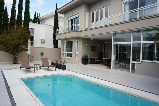 Casa de Condomínio à venda com 3 quartos, 427m² em Alphaville, Santana de Parnaíba