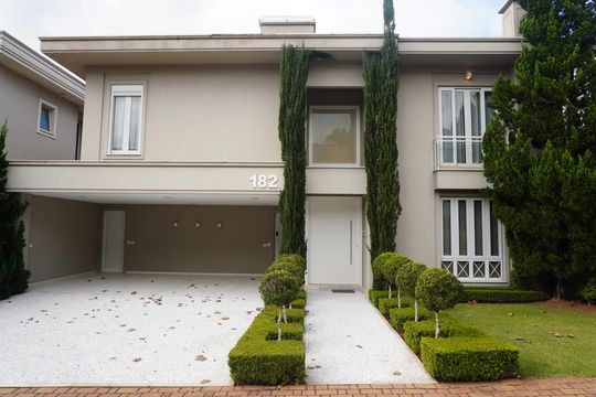Fachada de casa de condomínio à venda com 3 quartos, 427m² em Alphaville, Santana de Parnaíba