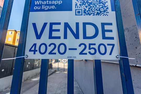 Placa  de apartamento à venda com 2 quartos, 45m² em Casa Grande, Diadema