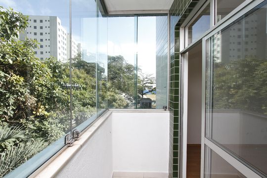 Varanda de apartamento para alugar com 3 quartos, 93m² em Estoril, Belo Horizonte
