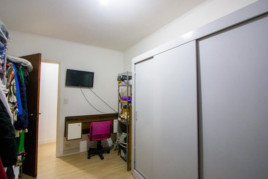 Quarto 2 de casa à venda com 3 quartos, 200m² em Campestre, Santo André