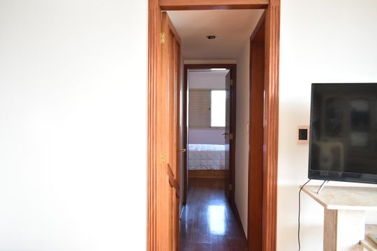 Corredor de apartamento à venda com 2 quartos, 67m² em Vila Clementino, São Paulo