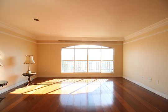 Apartamento à venda com 4 quartos, 210m² em Real Parque, São Paulo