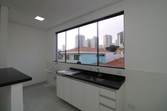 Cozinha de apartamento para alugar com 1 quarto, 34m² em Vila Prudente, São Paulo