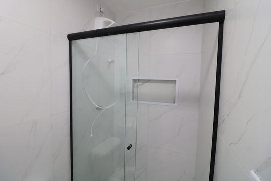 Banheiro de apartamento para alugar com 1 quarto, 34m² em Vila Prudente, São Paulo