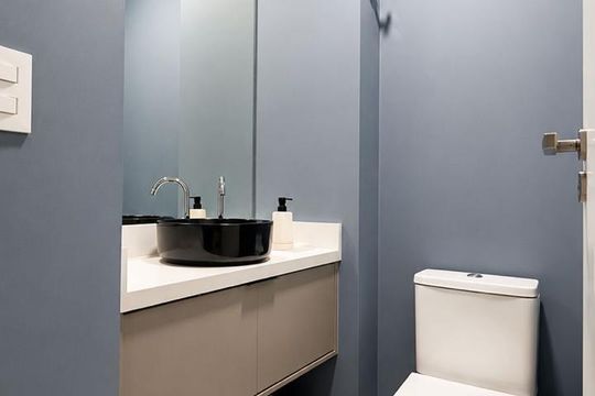 Banheiro de apartamento para alugar com 2 quartos, 80m² em Jurerê Internacional, Florianópolis
