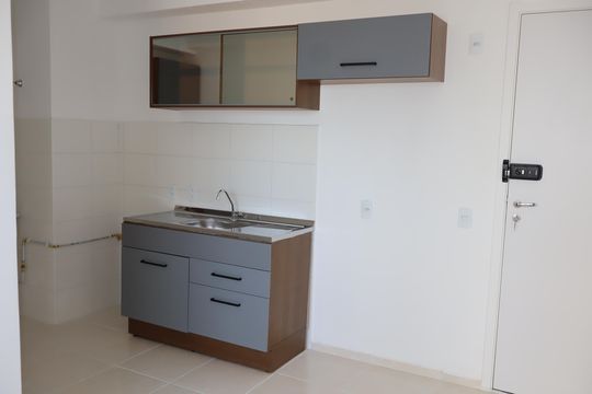 Cozinha e Área de Serviço de apartamento à venda com 2 quartos, 35m² em Conjunto Habitacional Teotonio Vilela, São Paulo