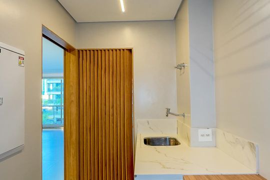 Área de Serviço de apartamento para alugar com 3 quartos, 167m² em Jardim das Acacias, São Paulo