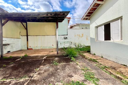 Quintal de casa à venda com 3 quartos, 130m² em Chácara da Barra, Campinas