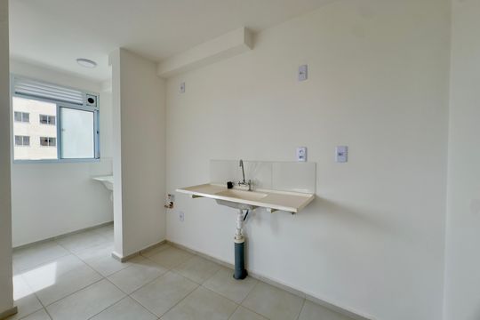 Cozinha de apartamento para alugar com 2 quartos, 37m² em Vila Nova Bonsucesso, Guarulhos