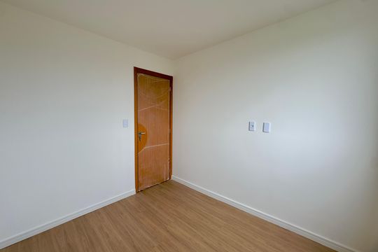 Quarto 1 de apartamento para alugar com 2 quartos, 37m² em Vila Nova Bonsucesso, Guarulhos