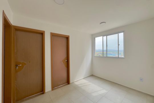 Sala de apartamento para alugar com 2 quartos, 37m² em Vila Nova Bonsucesso, Guarulhos