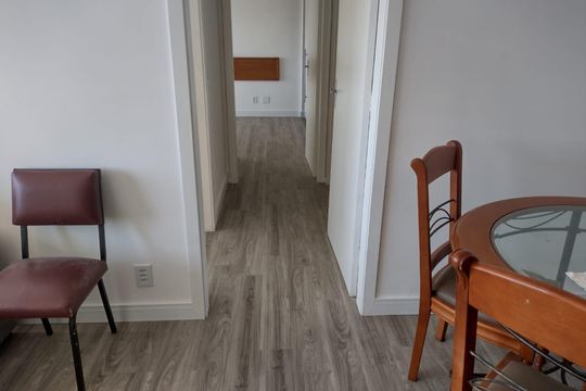 Sala de apartamento para alugar com 2 quartos, 75m² em Cristal, Porto Alegre