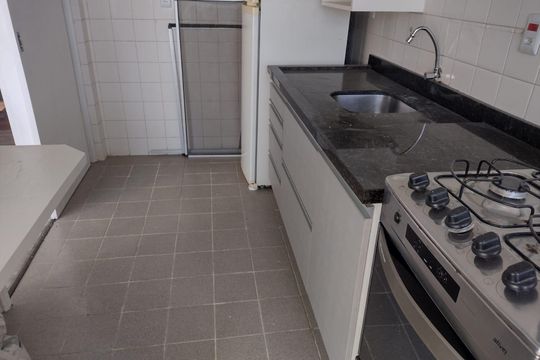 Cozinha de apartamento para alugar com 2 quartos, 75m² em Cristal, Porto Alegre