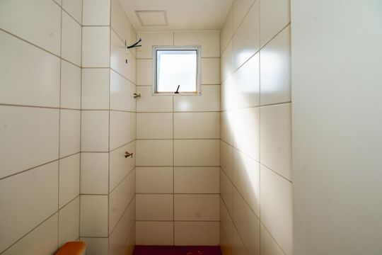 Banheiro social de apartamento para alugar com 2 quartos, 45m² em Felixlândia (justinópolis), Ribeirão das Neves
