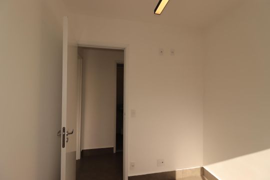 Quarto 1 de apartamento para alugar com 2 quartos, 44m² em Parque Oratório, Santo André