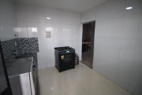 Cozinha de casa à venda com 2 quartos, 374m² em Milionários, Belo Horizonte