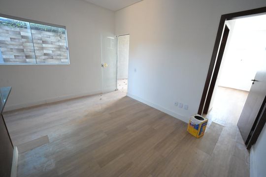 Casa à venda com 3 quartos, 84m² em Residencial Itaipú, Goiânia