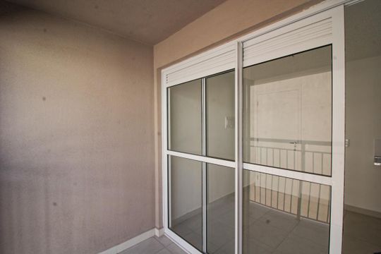 Sacada de apartamento para alugar com 2 quartos, 34m² em Parque Industrial Tomas Edson, São Paulo