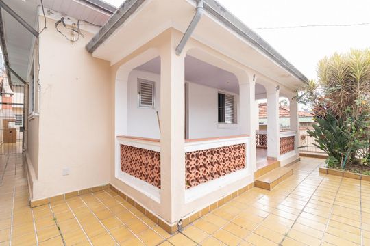 Fachada de casa à venda com 4 quartos, 325m² em Vila Ré, São Paulo